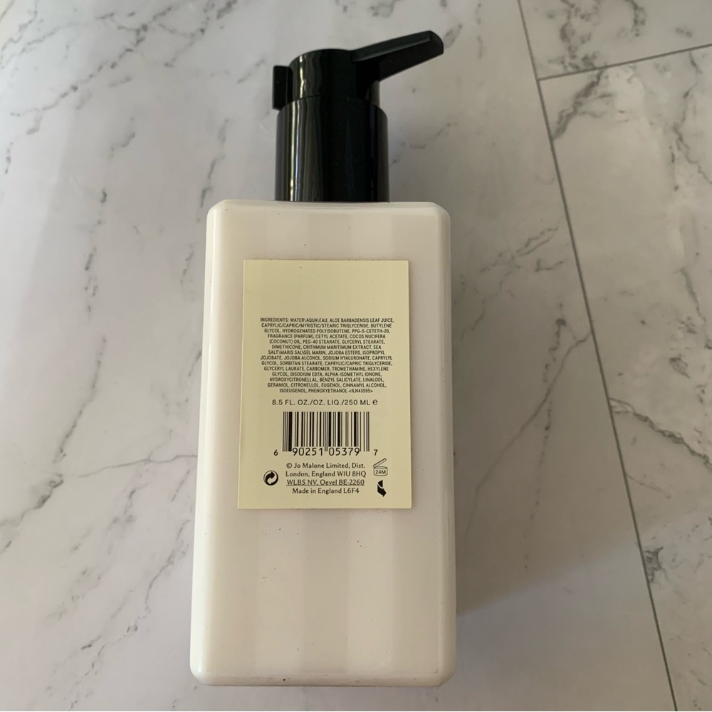 Jo Malone London Peony & Blush Suede Body & Hand Lotion 8.5 Oz Full Size - Picture 2 of 2